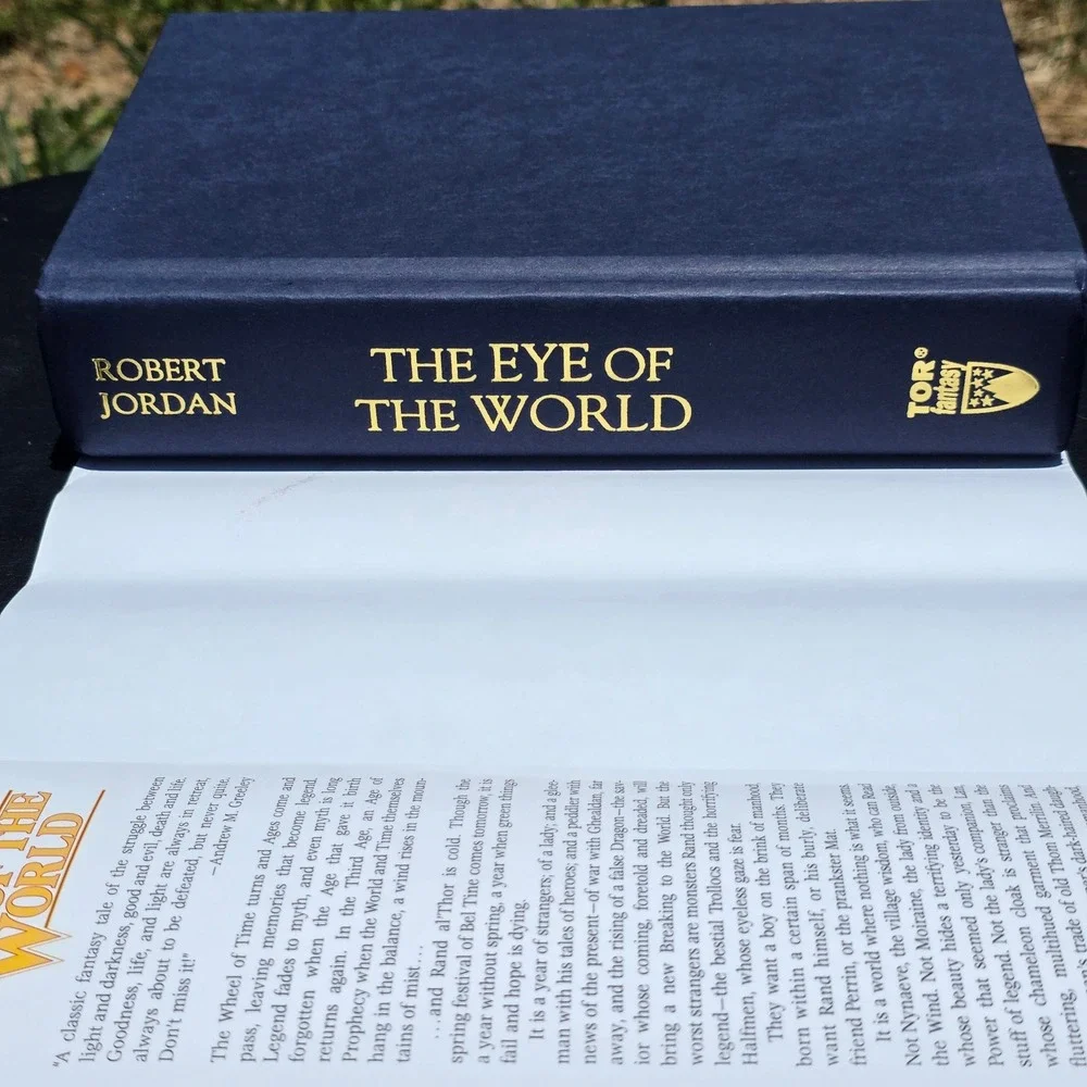 The Eye of the World Robert Jordan Wheel of Time Tor Fantasy Y2K 90's